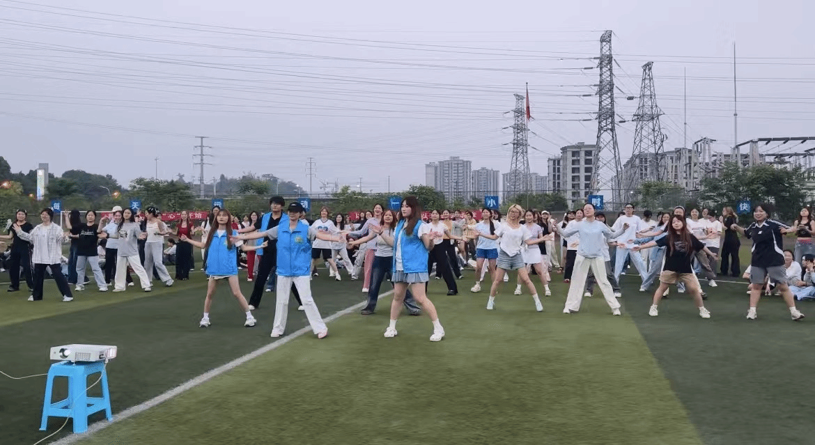“铜韵周四・合悦时光”舞蹈教学专场活动成功举办